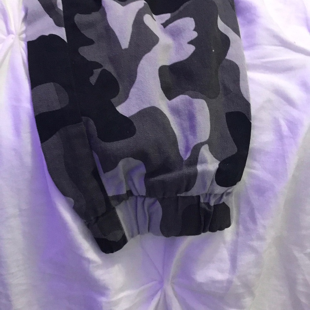 Camo pants - Picture 3 of 4